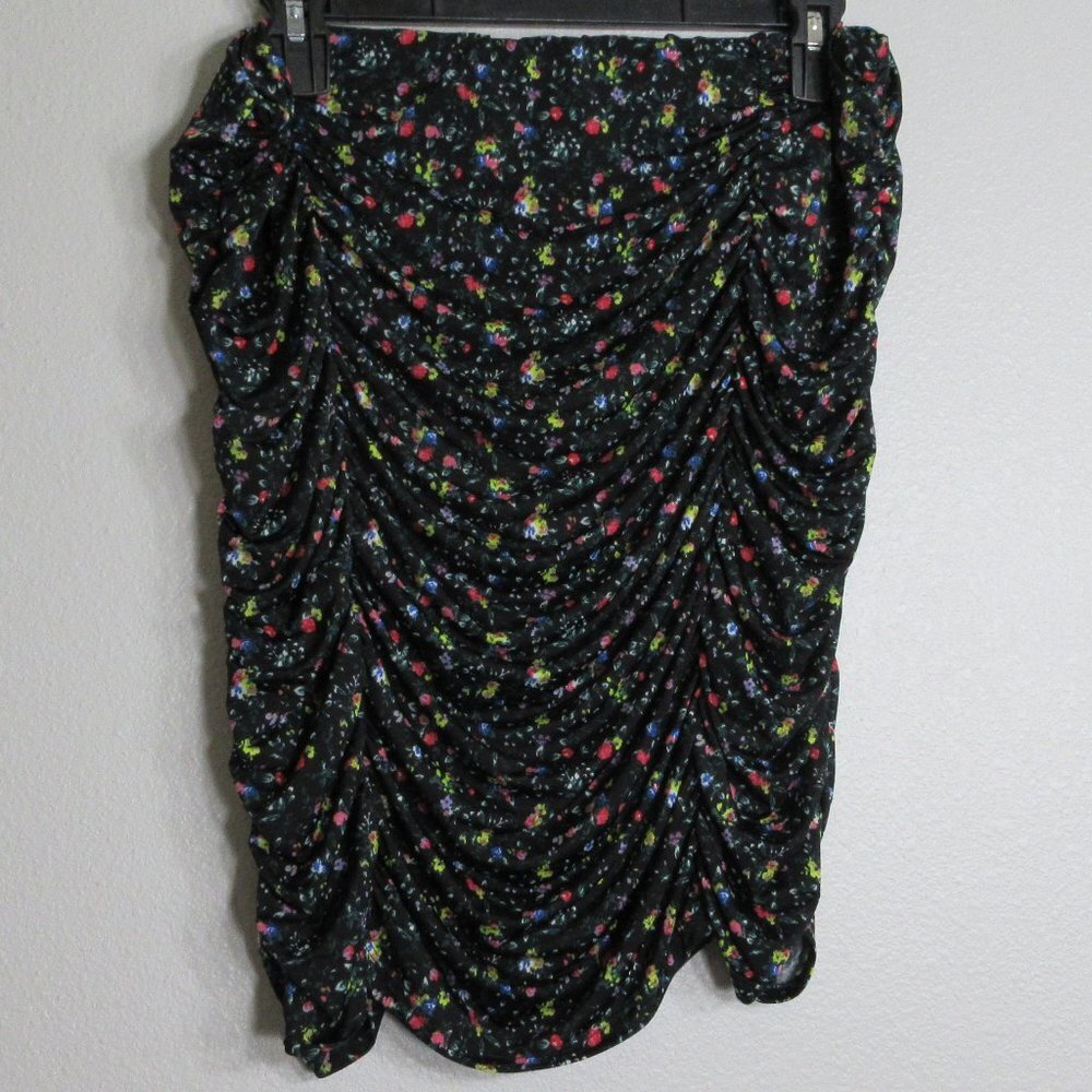 Floral Fitted Skirt